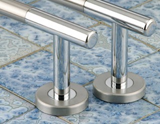 Gatco 4200 Latitude - 24" Towel Bar