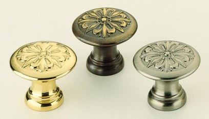 Omnia 7105/30 Ornate 1 3/16" Knob