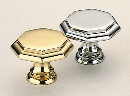 Omnia 9146/30 Classic & Modern 1 3/16" Knob