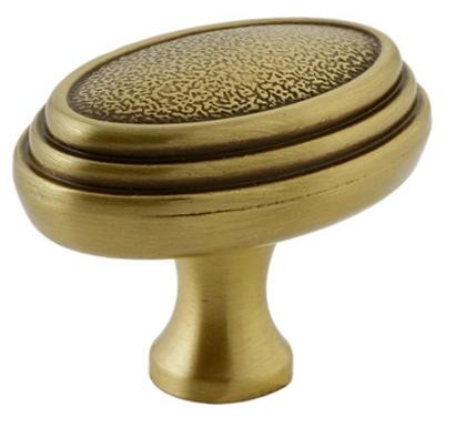 Cifial 1 1/2" Oval Pebble Face Knob 631.150