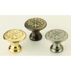 Omnia 7105/30 Ornate 1 3/16" Knob