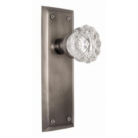 Nostalgic New York Plate w/Crystal Passage Knob
