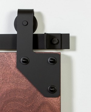 Leatherneck 0120-0023R Right Hand Cornered 417 Hanger for Flat Track - Flat Black