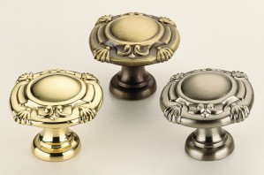 Omnia 7430/30 Ornate 1 3/16" Knob