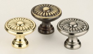 Omnia 7435/30 Ornate 1 3/16" Knob