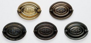 Omnia 9638/82 Decorative Drop Pull