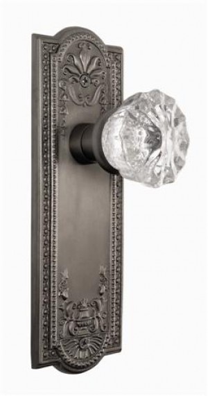 Nostalgic Meadows Plate w/Crystal Passage Knob
