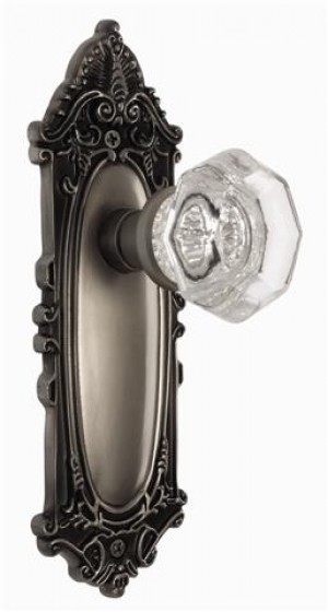Nostalgic Victorian Plate w/Waldorf Passage Knob