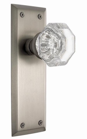 Nostalgic New York Plate w/Waldorf Privacy Knob