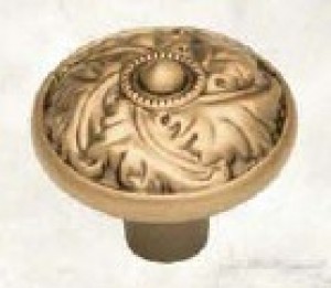 Period Brass Acanthus D3 1 1/2 Knob