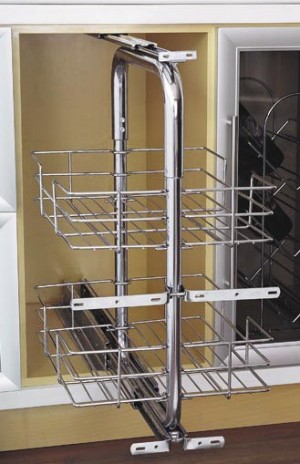 Reval 26 1/2" Adjustable Pullout Pantry
